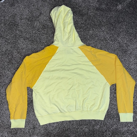 BDG Urban Outfitters Cropped Hoodie - Picture 3 of 3